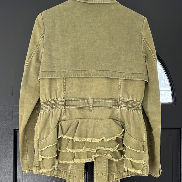 Anthropologie Ruffle back Anorak Coat By Hei Hei - Picture 2 of 2